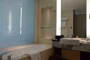 Bathroom - Beijing Riverside Hotel (Beijing)