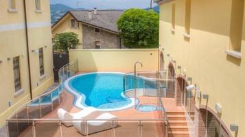 Alberca al aire libre