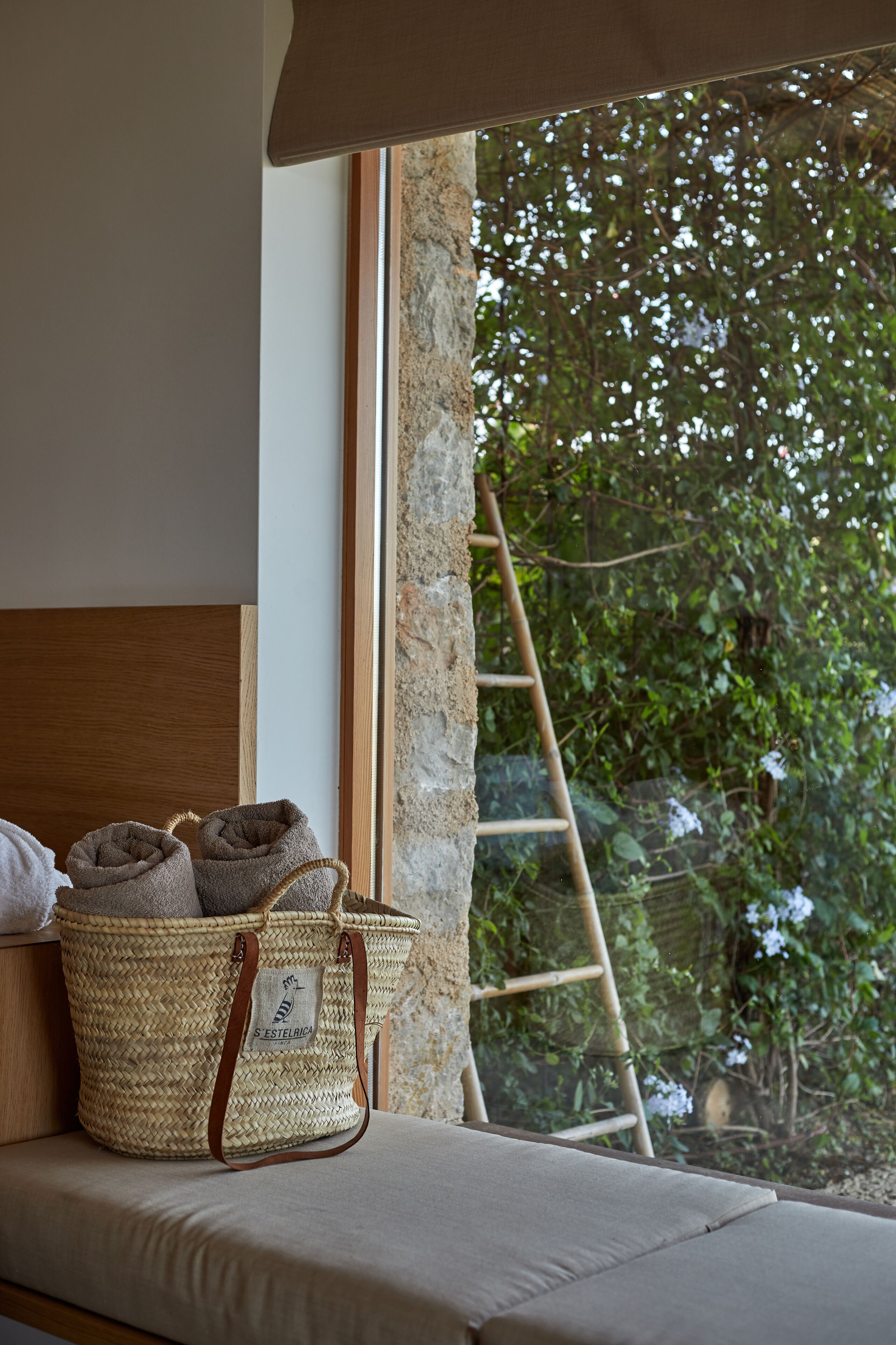 garden suite | 1 bedroom, in-room safe, desk, blackout curtains