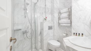 Luxury Apartment, 1 Bedroom | Bathroom | Shower, designer toiletries, hair dryer, bathrobes