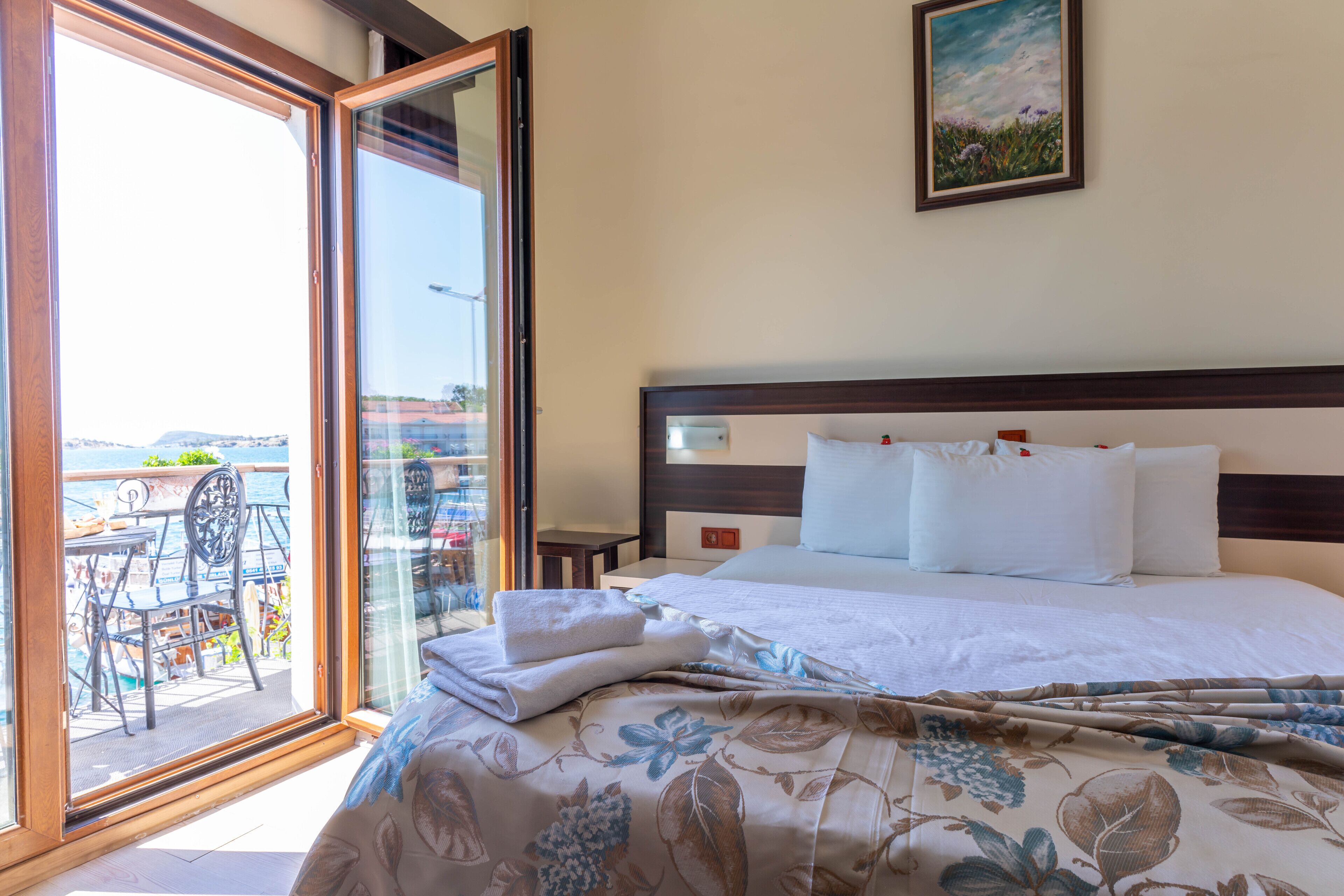 superior twin room, sea view | 1 bedroom, in-room safe, desk, iron/ironing board