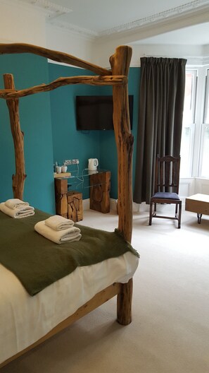 Deluxe Suite, 1 Bedroom | Premium bedding, desk, laptop workspace, iron/ironing board - The Lodge (Harrogate)