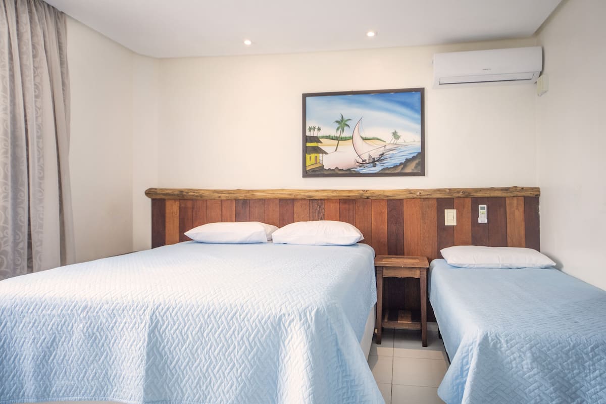 Quarto Premier l, Piso superior | 1 dormitorio, colchones con acolchado adicional, decoración individual