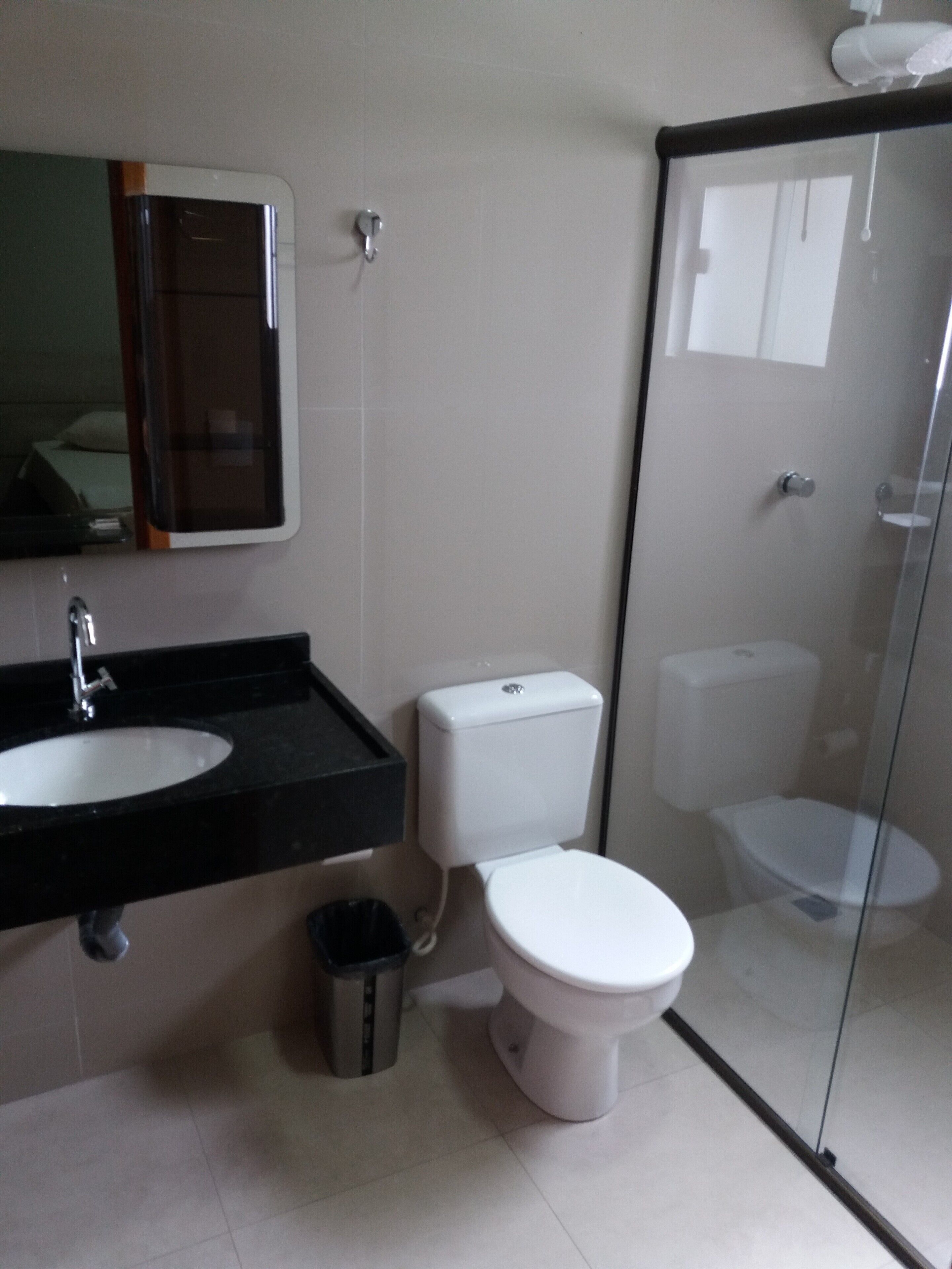 deluxe double room, 1 double bed | bathroom | shower, towels