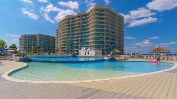 Facciata della struttura