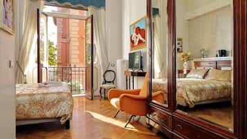 Zimmer, Gartenblick, zum Garten hin (Costantino)