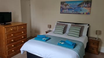 Family Room (2 adults, 2 children)