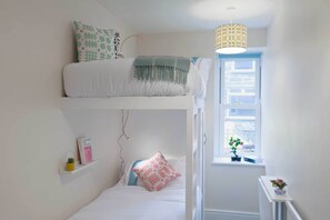 Shared Dormitory, Mixed Dorm (2 beds)