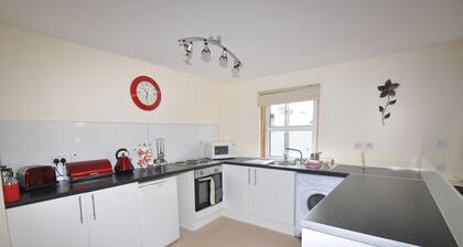 3 Varis Apartments