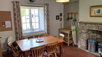 Cottage, Ensuite, Courtyard View (Bailiffs ) | Miscellaneous