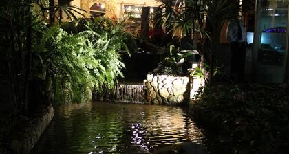 Hotel Nações Plaza