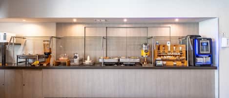 Free daily full breakfast