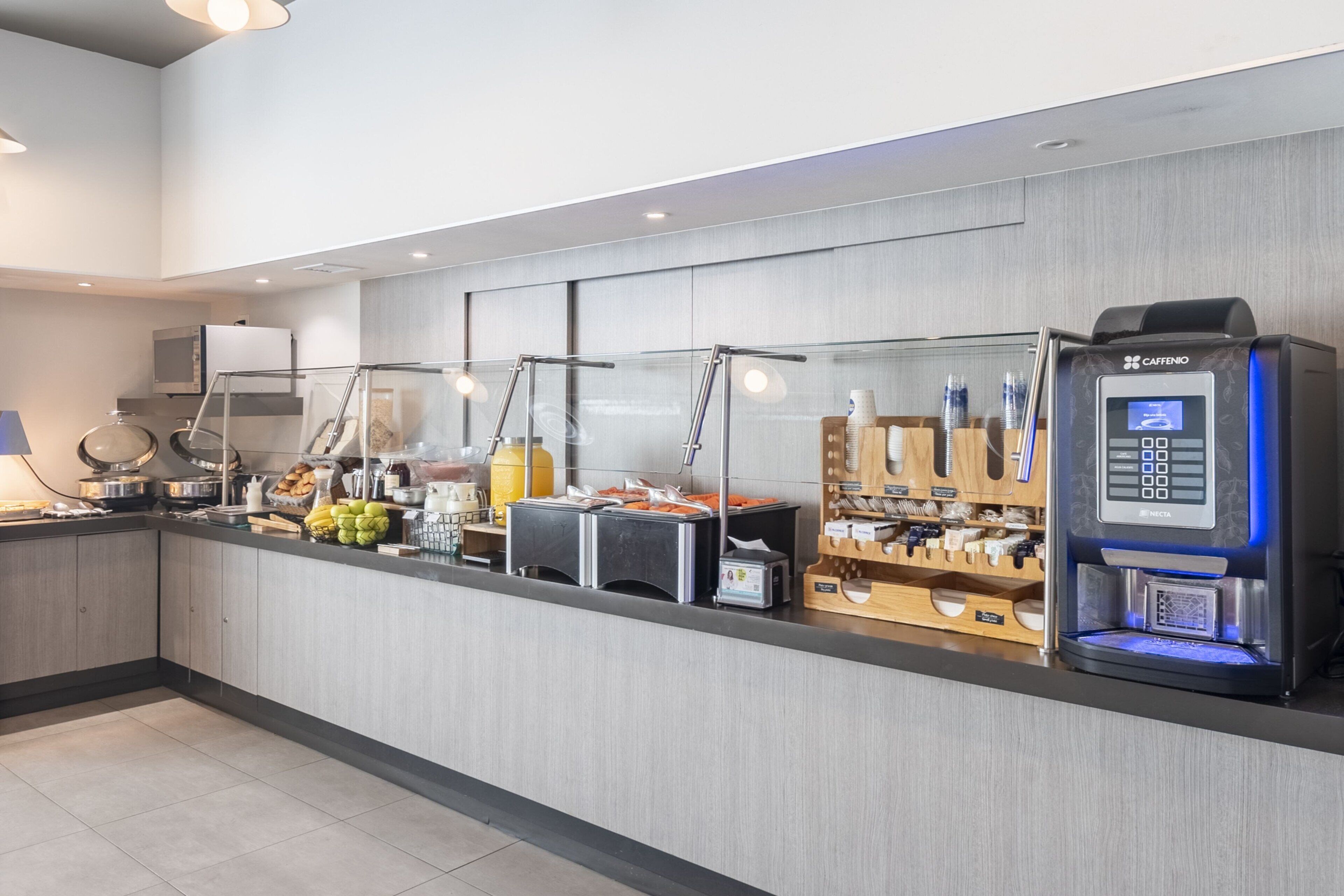 Free daily full breakfast