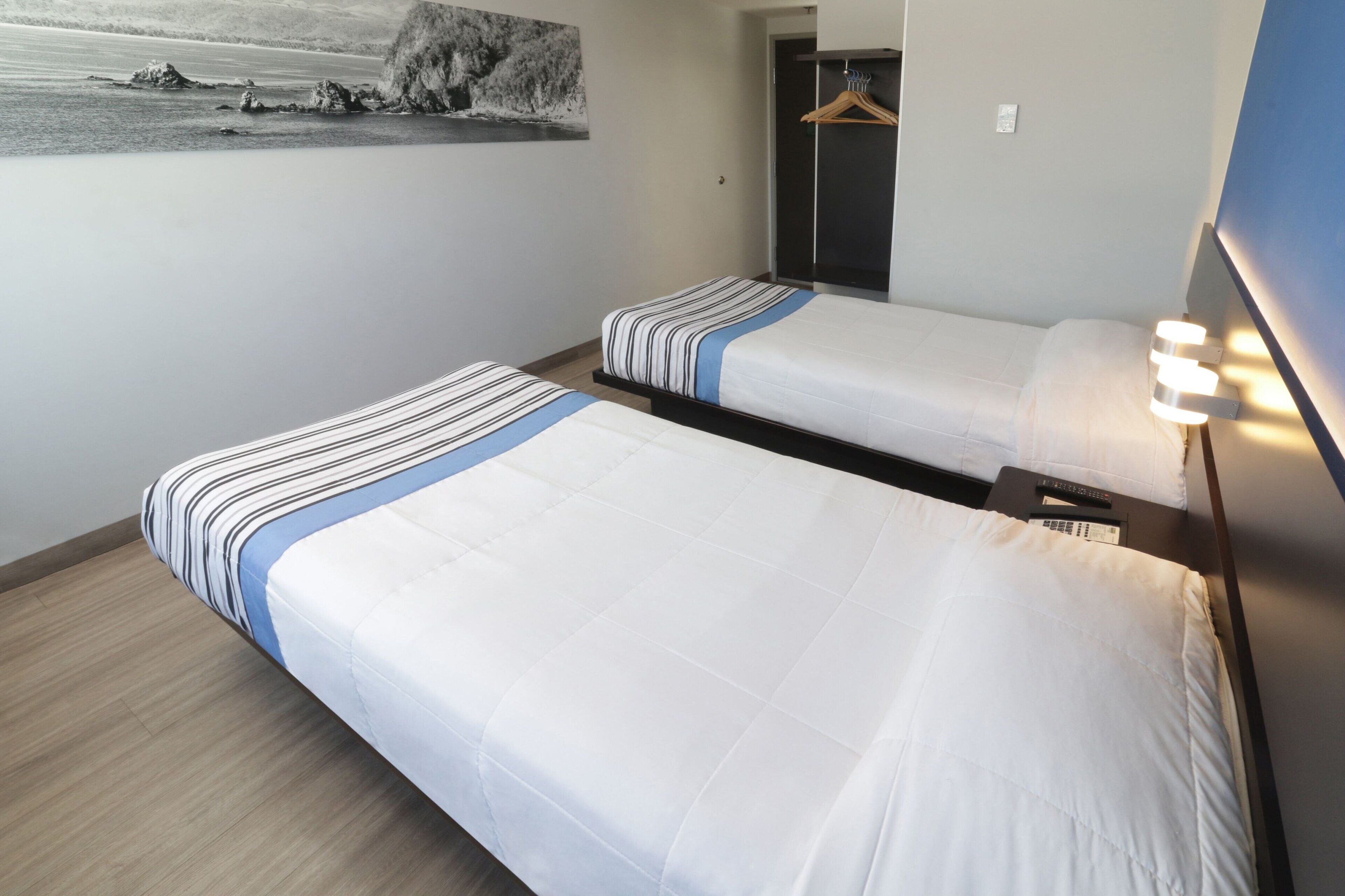 room, 2 single beds | 1 bedroom, desk, iron/ironing board, free wifi