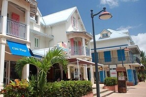 Front of property - Cocokreyol - Grenadine (Trois-Ilets)