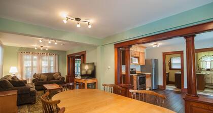 Profile Motel & Cottages