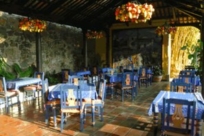 Café da manhã, almoço e jantar