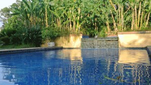 Outdoor pool - Quinta de las Flores (Antigua Guatemala)