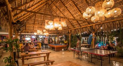 Slumber Party Tamarindo