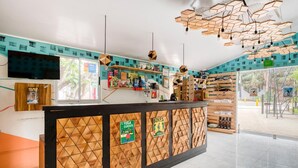 Lobby - Slumber Party Tamarindo (Tamarindo)