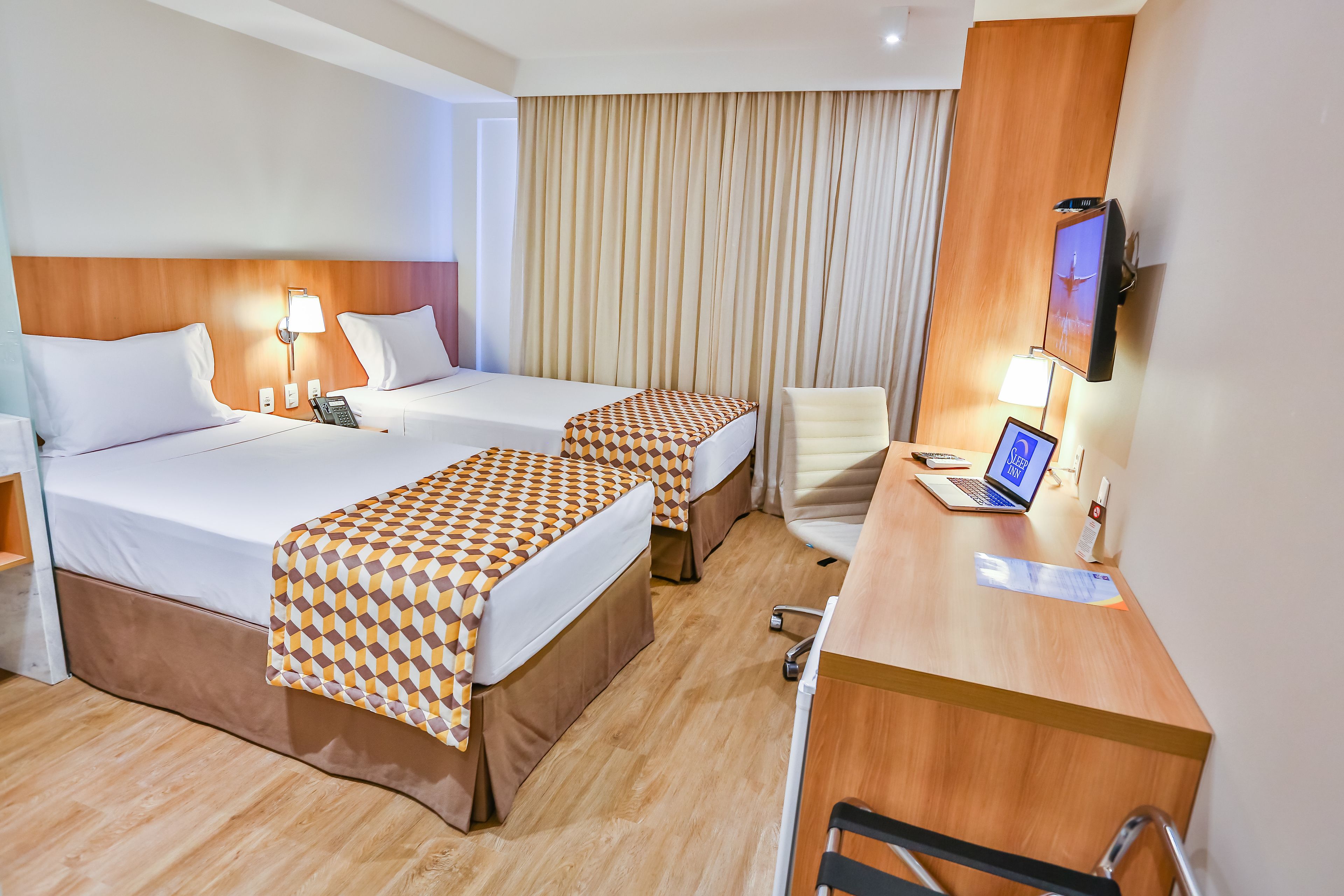 1 bedroom, minibar, in-room safe, desk