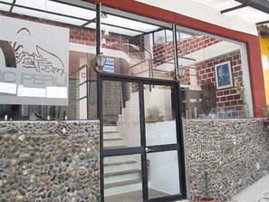 Entrée de l’hébergement 