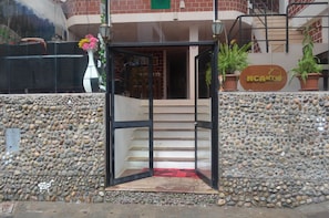Property entrance - Hotel Encanto Machu Picchu (Machu Picchu)