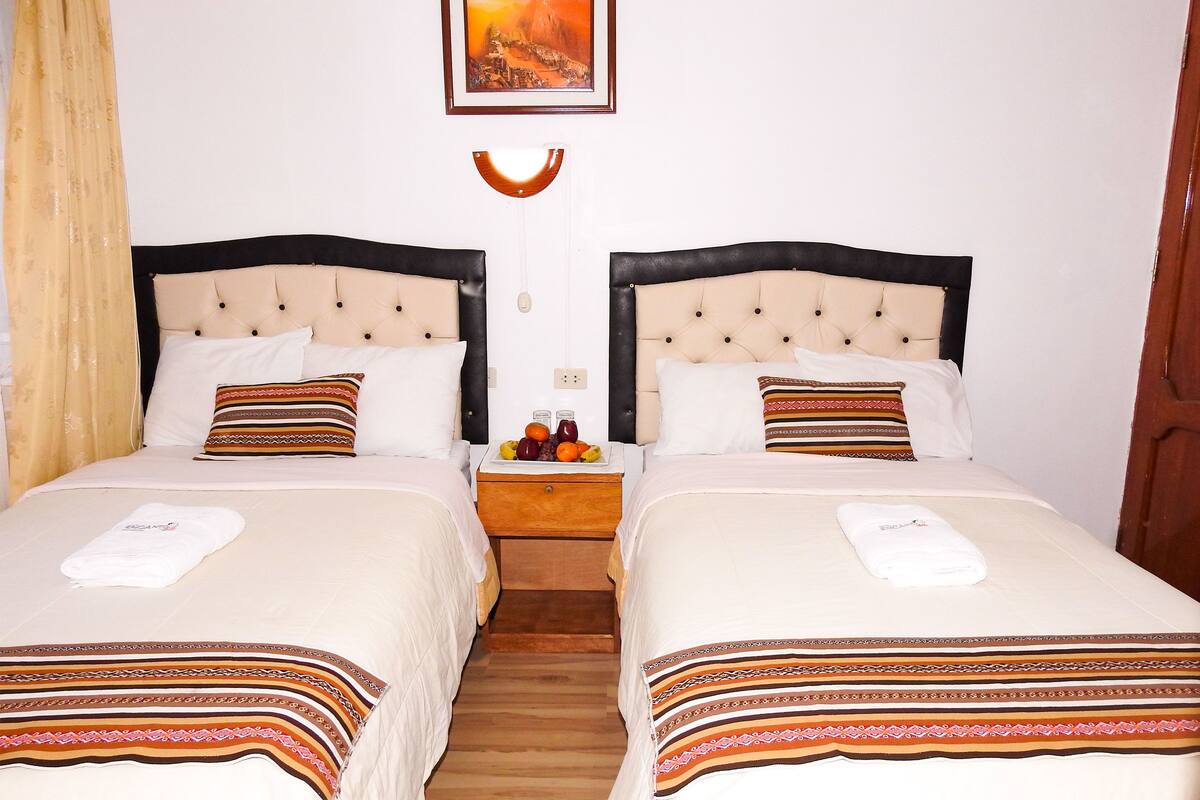 Twin Room | In-room safe, free WiFi