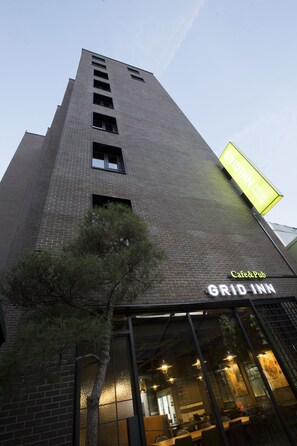 Exterior - Grid Inn (Seoul)