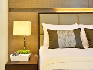 Suite, 2 Bedrooms, Kitchenette | Individually furnished, desk, iron/ironing board, free WiFi - Currency Serviced Suites (Pasig)