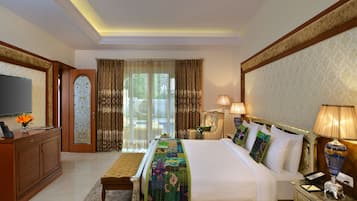 Presidential Suite with Pool | 1 bedroom, premium bedding, in-room safe, desk