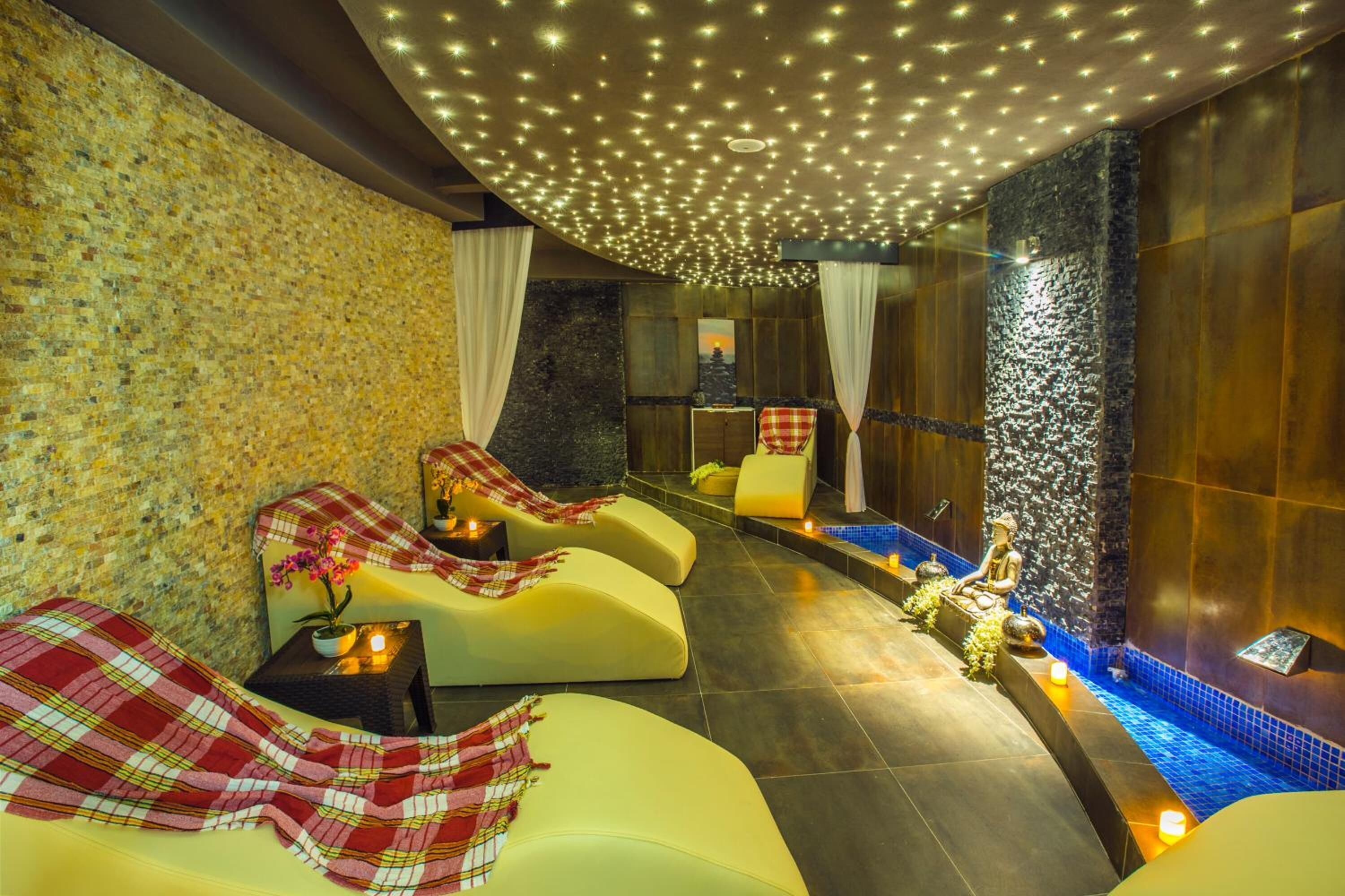 Photo - Hawaii Suite Beach Hotel