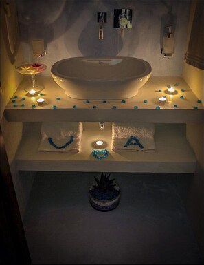 Villa, 3 Bedrooms | Bathroom sink
