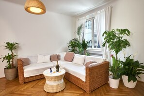Family Apartment, 2 Bedrooms, Courtyard Area (Lodge) | Living room