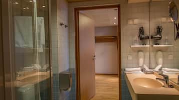 Shower, free toiletries, hair dryer, towels