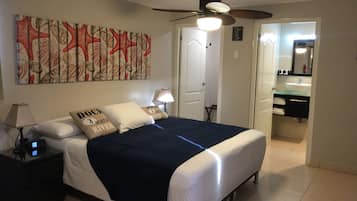 Premium bedding, minibar, in-room safe, iron/ironing board