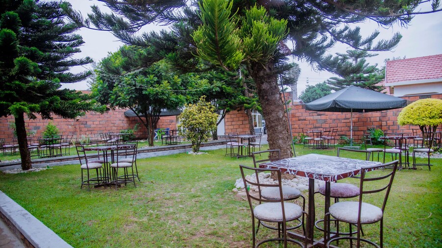 Martin Aviator Hotel