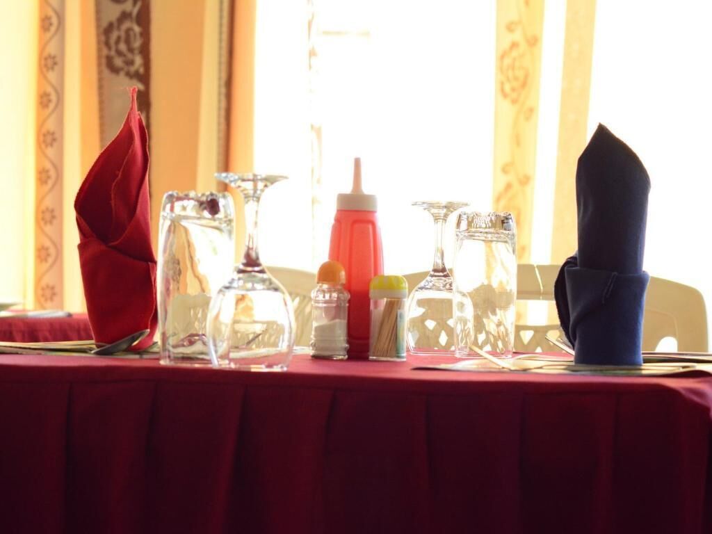 breakfast, lunch, dinner served; local and international cuisine