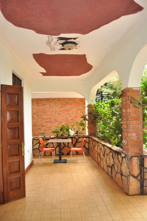 Interior detail - Rydges Accomodations (Jinja)