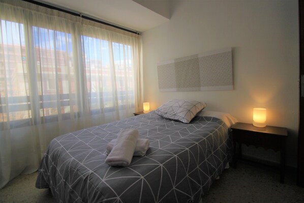 Lägenhet - 3 sovrum - balkong | 3 sovrum, strykjärn/strykbräda, barnsängar och gratis wi-fi