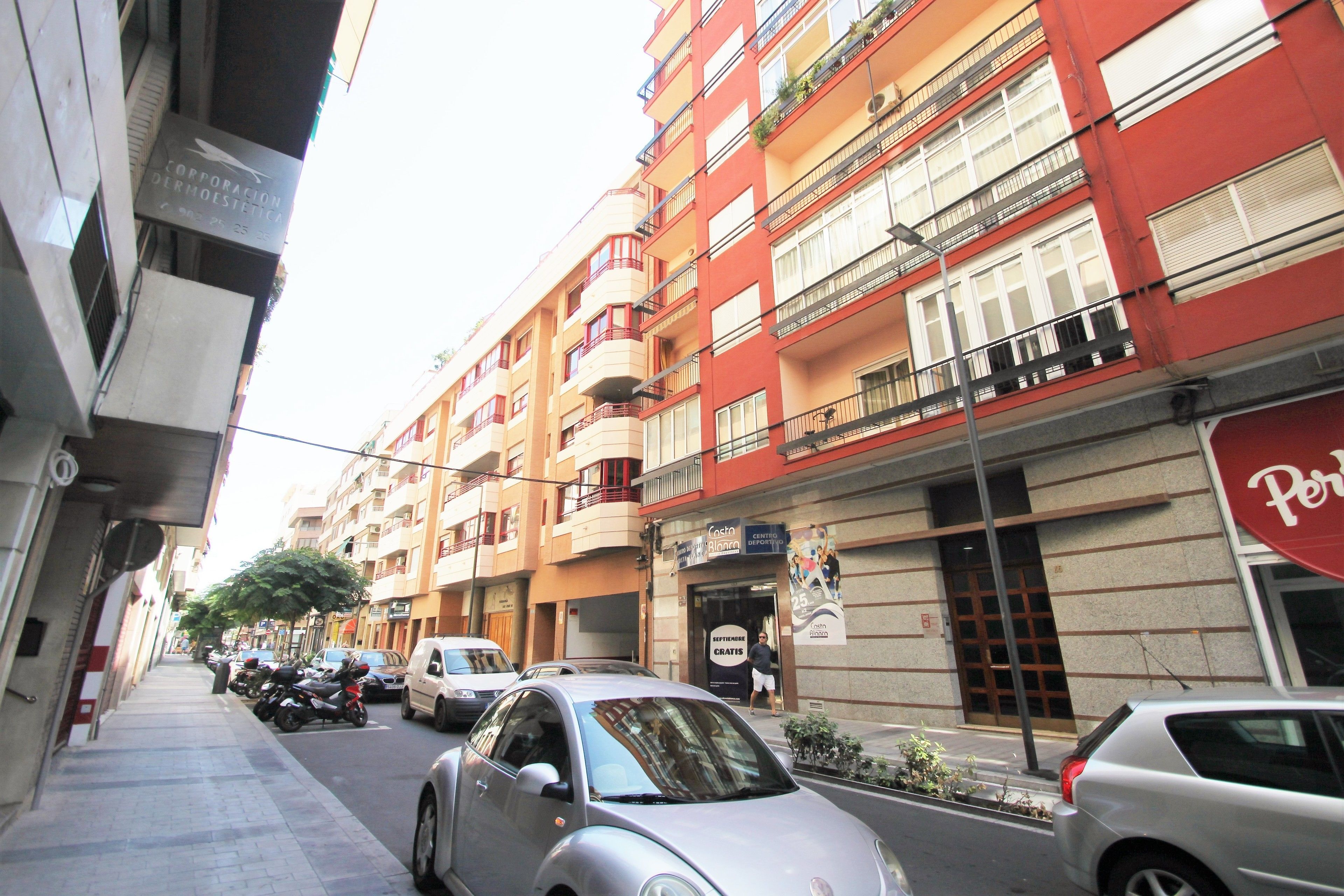 apartment, 3 bedrooms | front of property