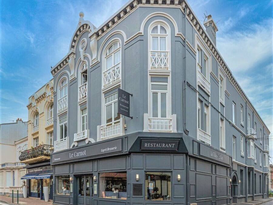 Facciata della struttura