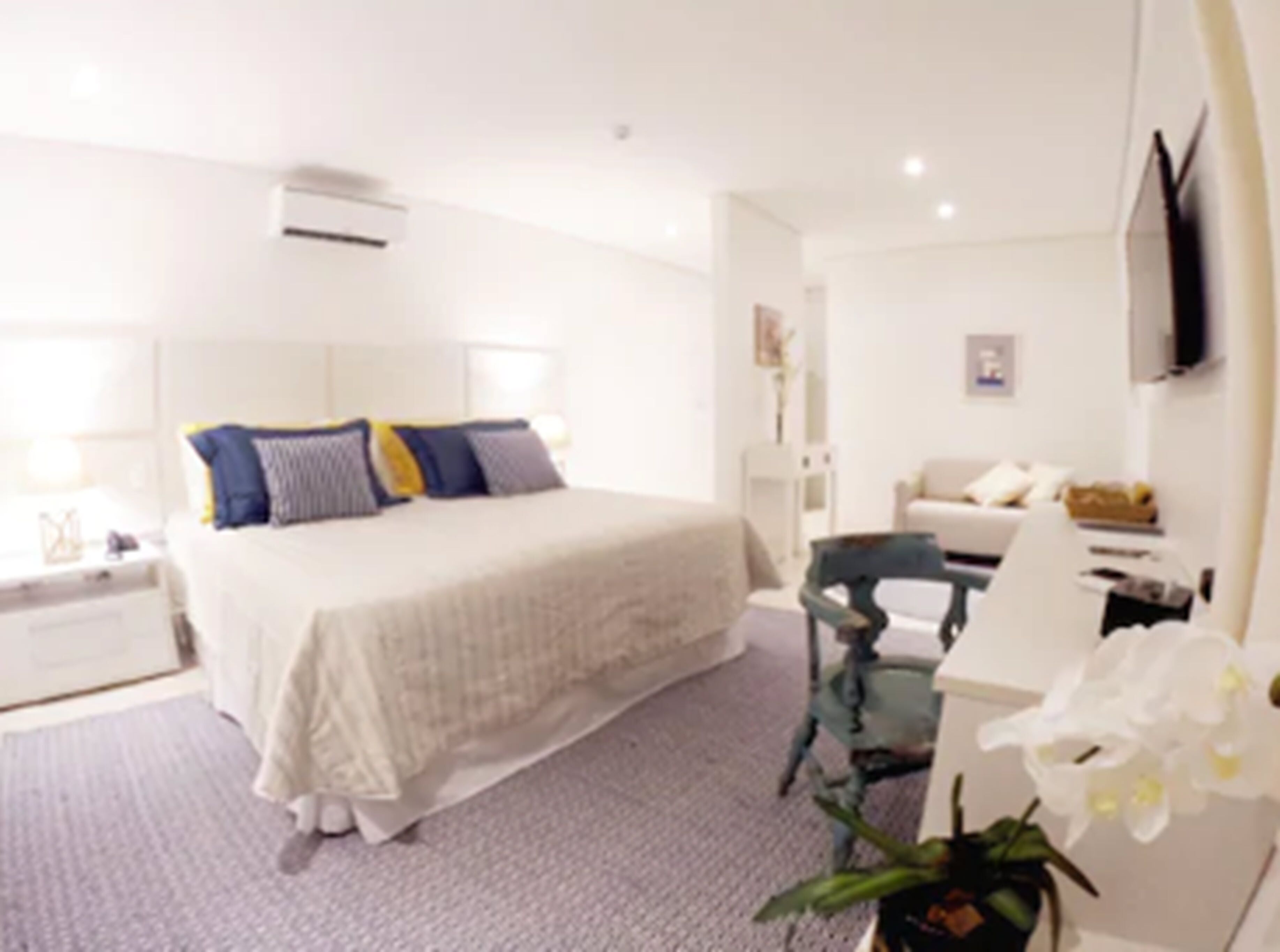 Suite Super Luxo Sala de Estar (Hawaii) | Minibar, desk, free WiFi, bed sheets