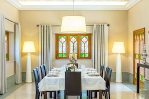 32-inch flat-screen TV with satellite channels, TV, fireplace - Domaine Abiad (Marrakech)