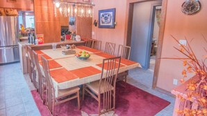 In-room dining - Kenai Magic Lodge (Sterling)