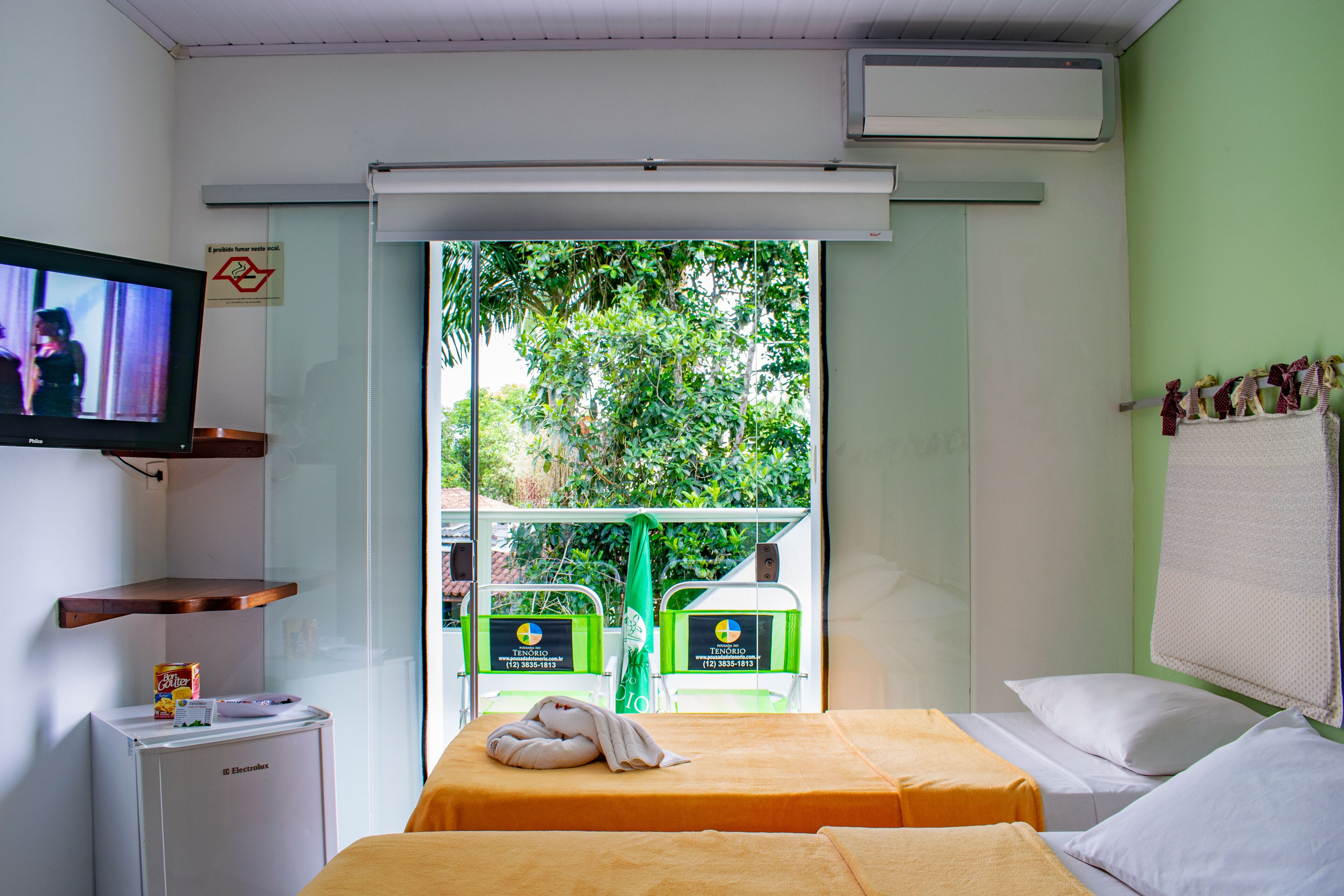 standard quadruple room | 1 bedroom, minibar, blackout curtains, iron/ironing board