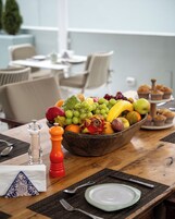 Free daily continental breakfast