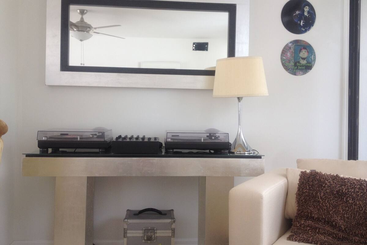 Appartement Duplex, 2 chambres, terrasse, vue océan | 2 chambres, fer et planche à repasser, Wi-Fi gratuit