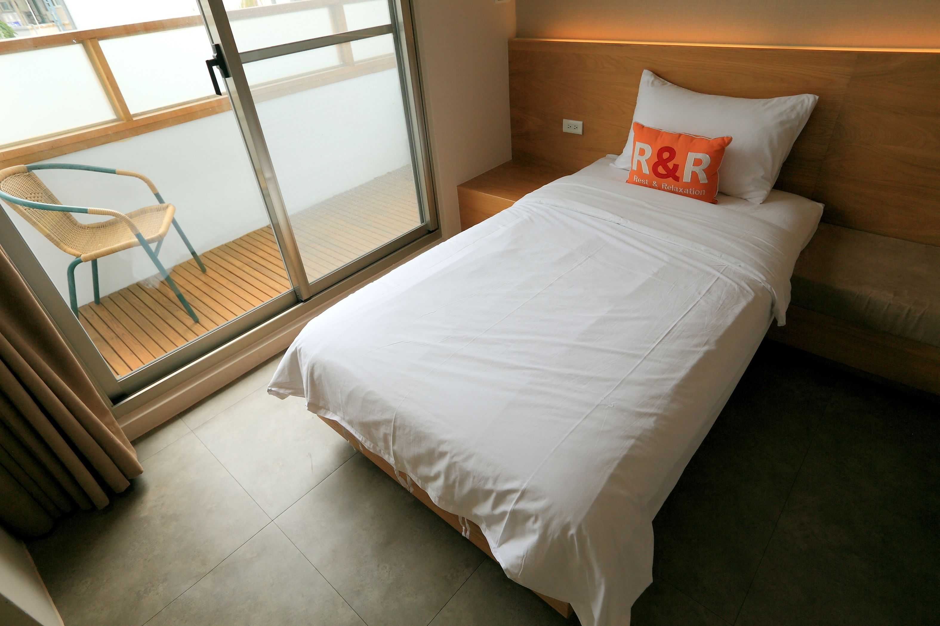 Standard Twin Room (03) | Premium bedding, individually decorated, individually furnished, desk