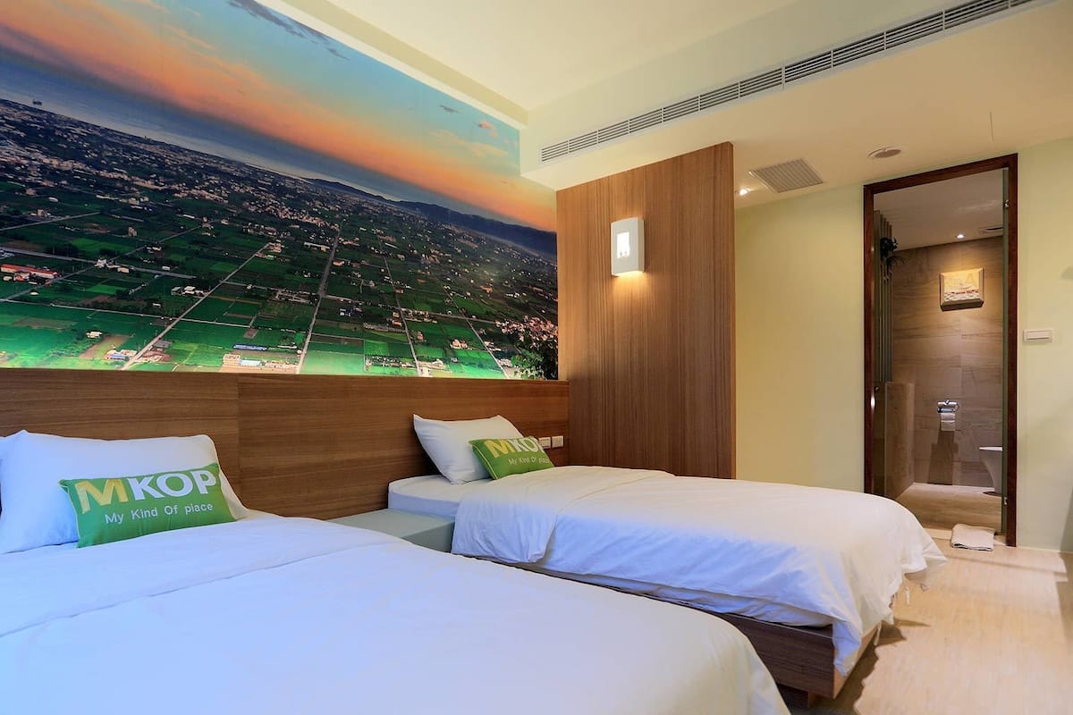 Standard Twin Room (03) | Premium bedding, individually decorated, individually furnished, desk
